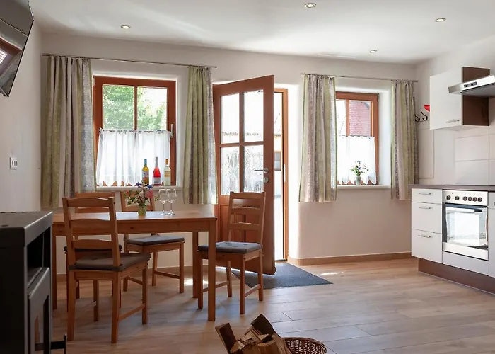 Apartment Weinkutscher Obermixnitz